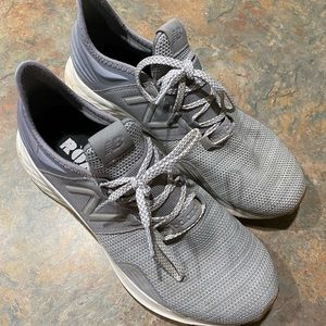 Mens grey new balance sneakers tennis shoes